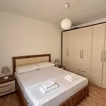 Apartamento Mona Seaside With Parking Durrës