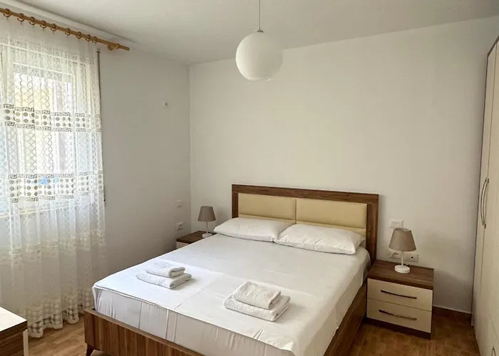 Mona Seaside With Parking 公寓